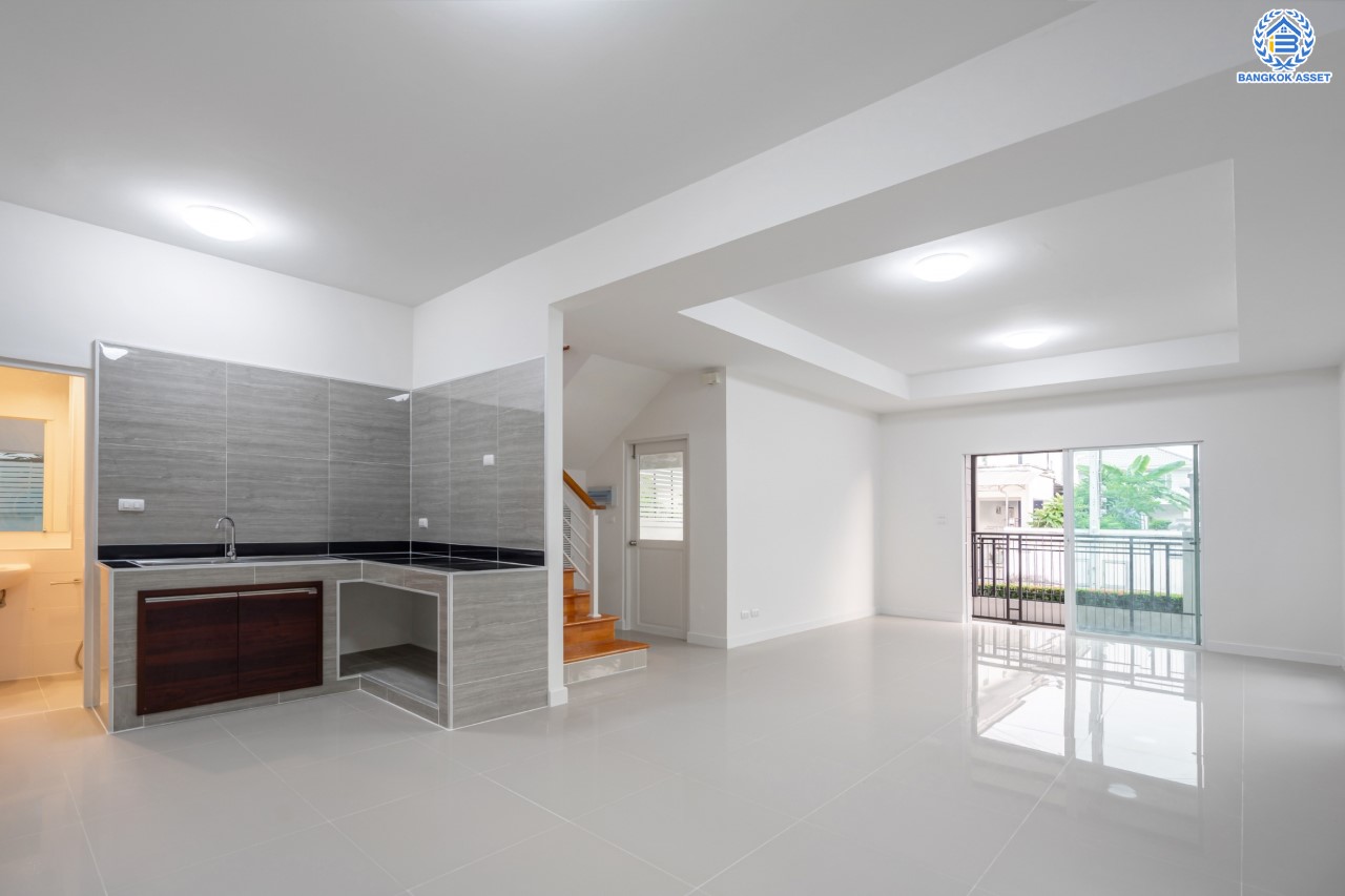 บ้านมือสองตกแต่งใหม่ แบรนด์ Property Perfect ม.เพอร์เฟคพาร์ค พระราม5-บางใหญ่ (ซ.วัดพระนอน) เนื้อที่ 36 ตร.ว. บ้านแฝดฟังก์ชันระดับบ้านเดี่ยว! 3 ห้องนอน 2 ห้องน้ำ 2 ที่จอดรถ Private Zone พร้อม Facilities ครบครัน บนทำเลเชื่อมต่อถนนกาญจนาฯ ใกล้ทางด่วน ศรีรัช-วงแหวนฯ เซ็นทรัลเวสต์เกต และรถไฟฟ้าสายสีม่วง "สถานีตลาดบางใหญ่"